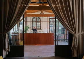 The Balvenie ha presentato il suo whisky più pregiato a Milano durante il Fuori Salone. Location d'eccezione per un'esperienza immersiva